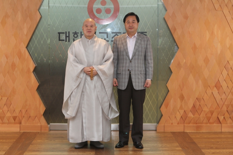 2012.07.24_김두관 후보예방